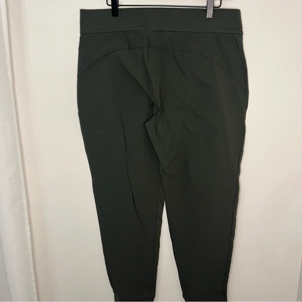 Athleta Headlands Hybrid Trek Jogger Green Women's Size 16 Casual Hiking - Picture 4 of 6